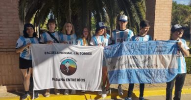 Estudiantes de 5to y 6to año de la Escuela Normal de Paraná ganan el concurso Fruteá tu Escuela