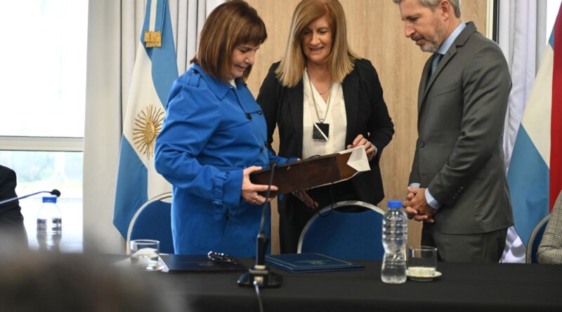 Rosario Romero recibió a la ministra de Seguridad de la Nación, Patricia Bullrich