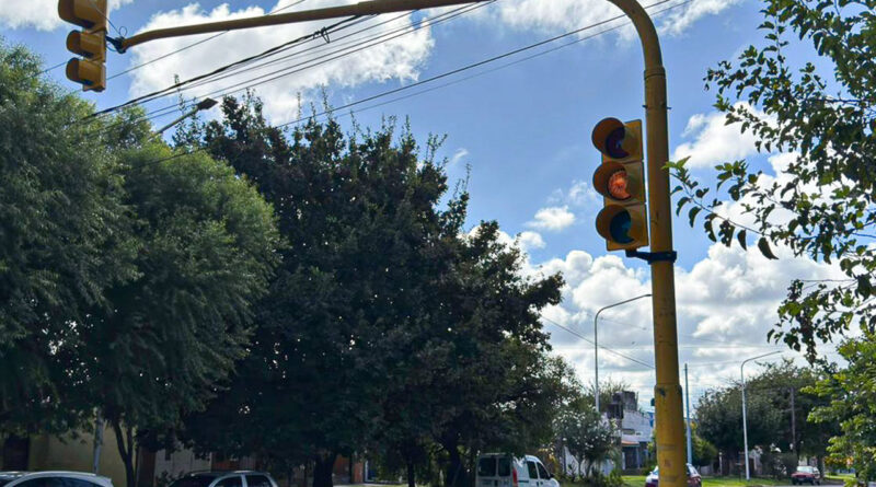 La Municipalidad optimiza la semaforización en la zona sur