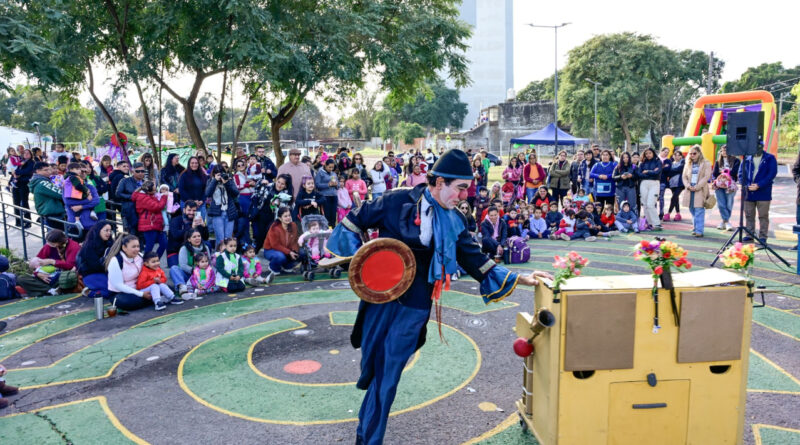 La Municipalidad celebró el Día de los Jardines y de los Docentes de Nivel Inicial
