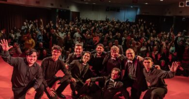 Músicos paranaenses emocionan Buenos Aires con un tributo a Les Luthiers