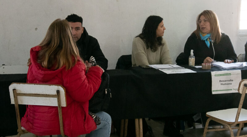 Oficinas a la Comunidad acercó servicios a vecinos de barrio Paraná XX