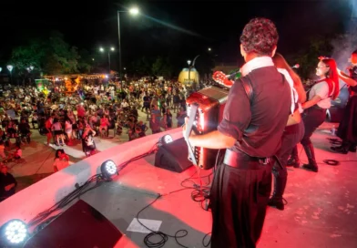 La Peña Celeste y Blanca llega a Anacleto Medina Sur con música en vivo