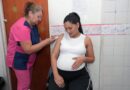 Salud pide vacunar a personas gestantes para proteger a los bebés