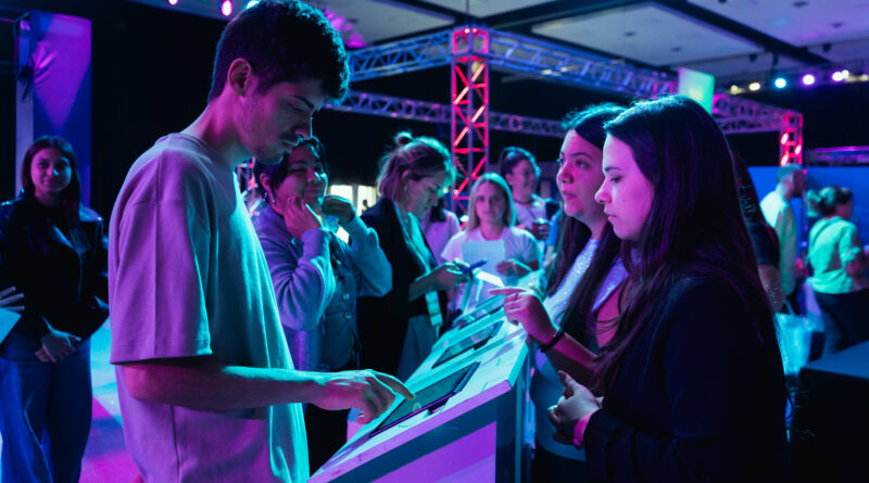 Con más de 40 stands y talleres, se realiza la Expo del Empleo 2026 en Paraná